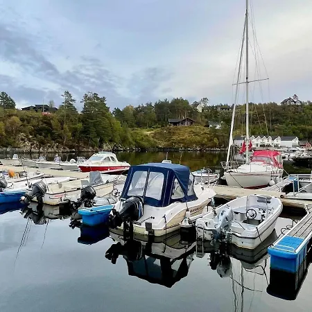 Nyaraló Holiday Auklandshamn